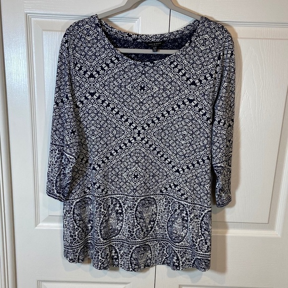 Lucky Brand Women's Floral Paisley Blue&White Pullover Border Print, Size 1X - Picture 1 of 10